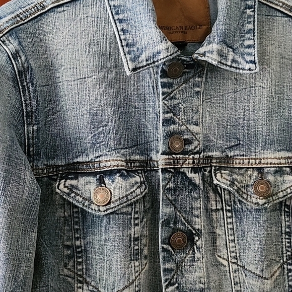 AE Acid Wash Denim Trucker jacket - Picture 3 of 6